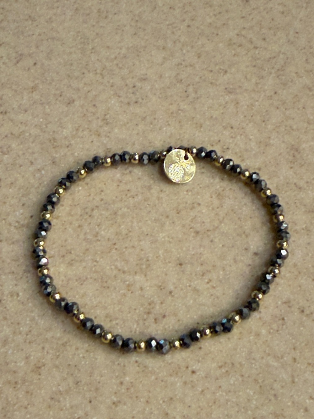 Dainty Black and Gold Beaded Stretch Bracelet